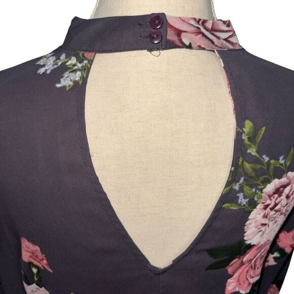 Live 4 Truth Gray Pink Floral Long Wide Sleeve V Neck Lightweight Blouse size m - Picture 7 of 13